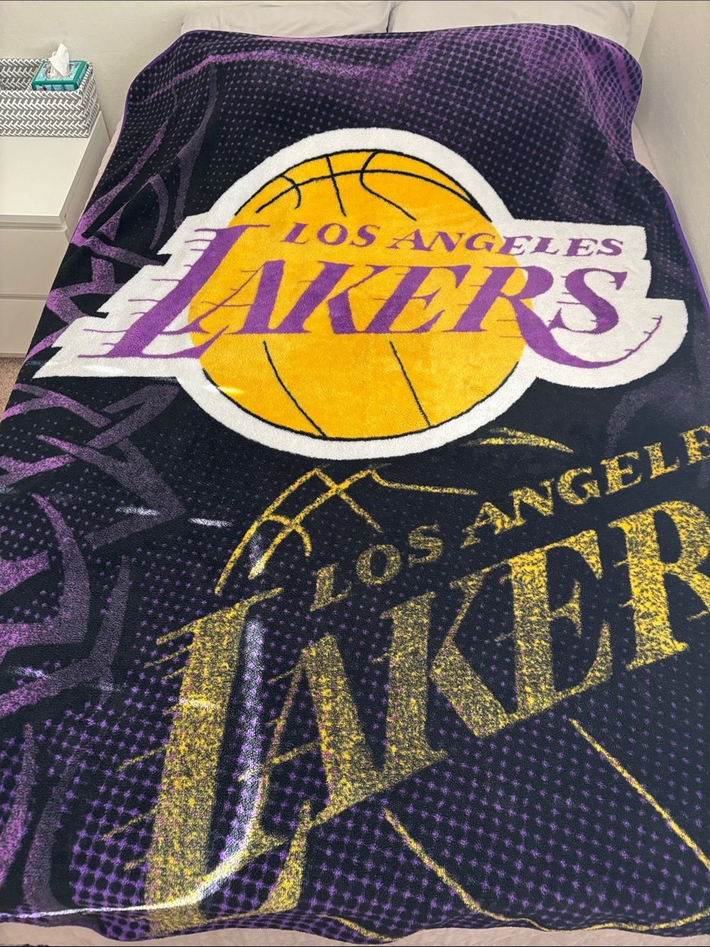 LA LAKERS Purple & Gold Fleece Throw Blanket
